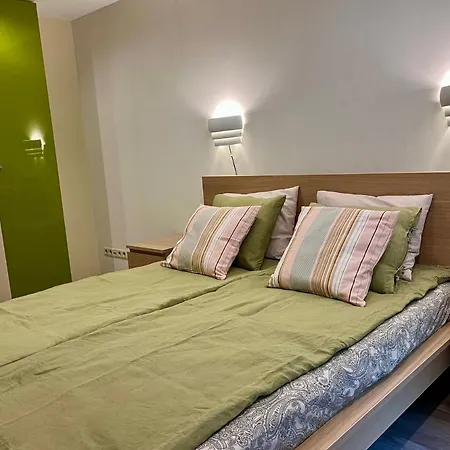 Cozy Vibes Like It Is Quiet With Three Bedrooms Riga