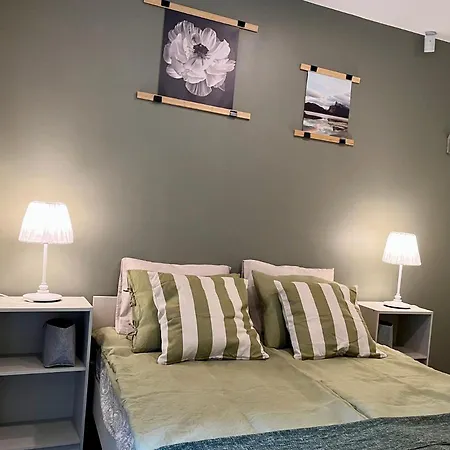 Cozy Vibes Like It Is Quiet With Three Bedrooms