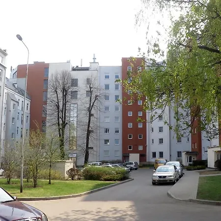 Cozy Vibes Like It Is Quiet With Three Bedrooms Apartment Riga