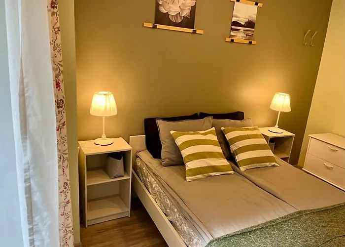Dzīvoklis Cozy Vibes Like It Is Quiet With Three Bedrooms Riga
