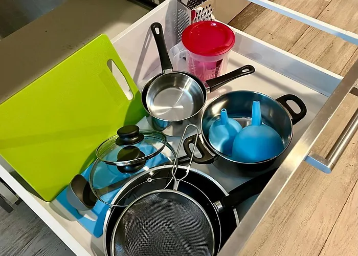 Dzīvoklis Cozy Vibes Like It Is Quiet With Three Bedrooms Riga